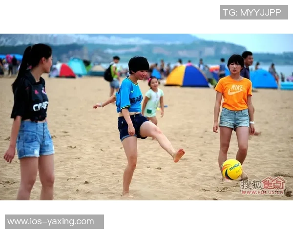 彩绘足球宝贝B展现青春活力与艺术魅力的完美结合